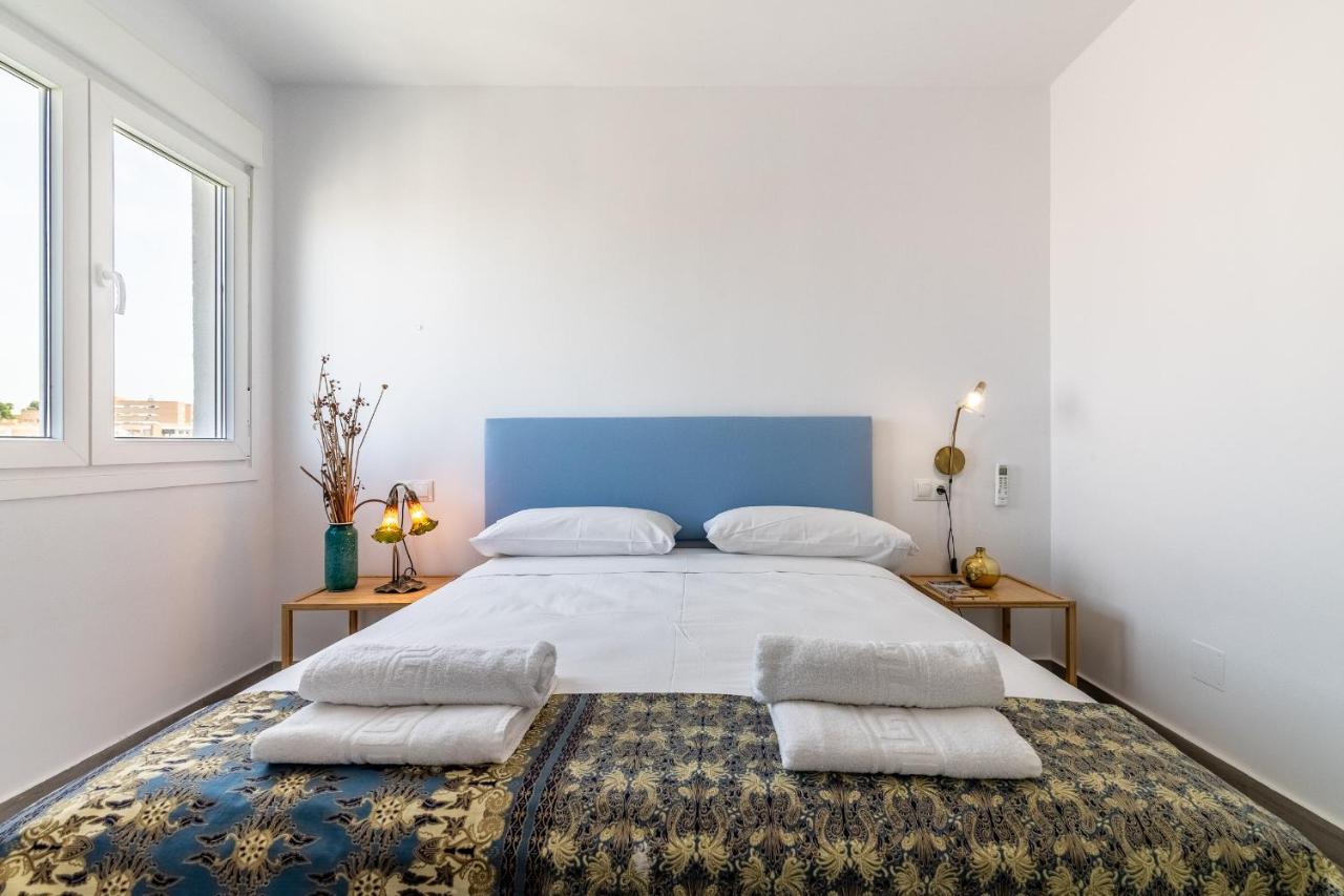 Livemalaga Victoria Suites Kültér fotó